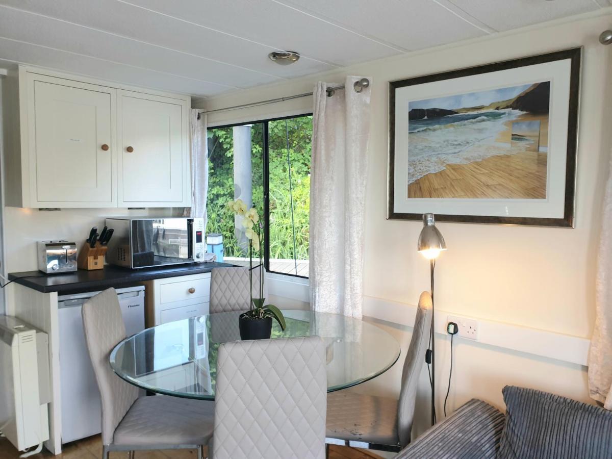 Bluebird House-Boat Hotel East Molesey Luaran gambar